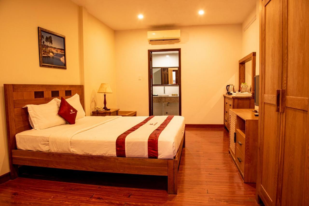 Song Tien Annex Hotel My Tho Exterior photo